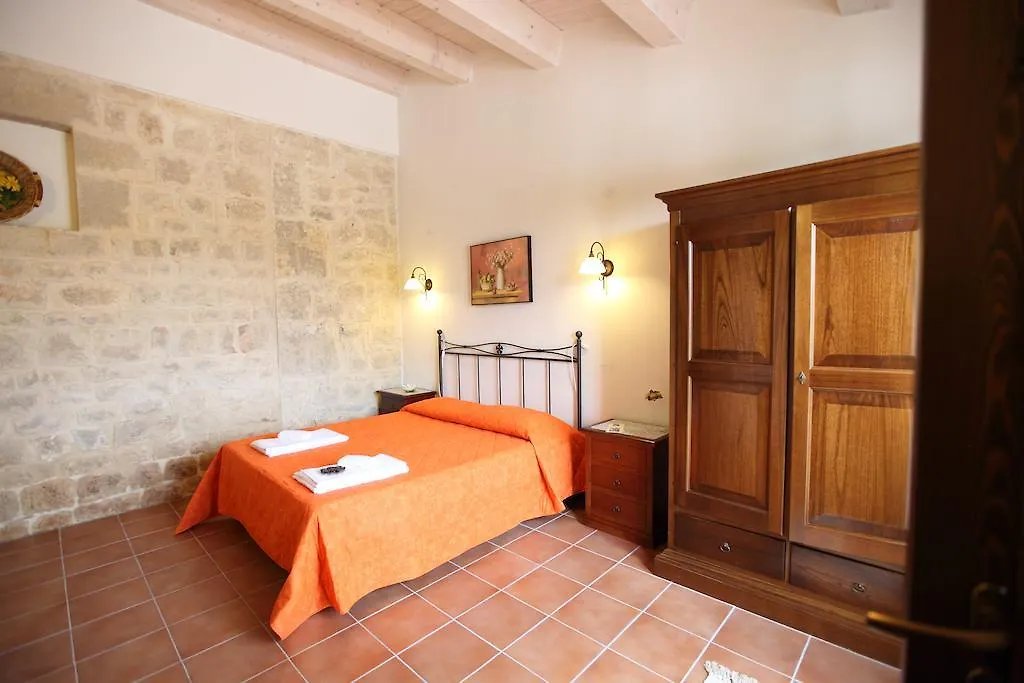 Alloggio per agriturismo Agriturismo Serrafiori Casa Serrafiori Italia